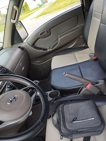 аренда kia rio: Легкий грузовик, Hyundai, Стандарт — 3