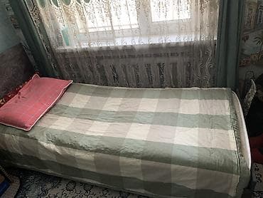 Односпальная кровать, Б/у, С матрасом, длина - 195 см