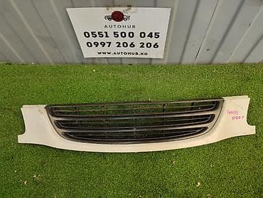 Решетка радиатора Toyota 2001 г., Б/у, Оригинал