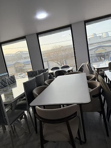 набор ножов: Обеденные столы с глянцевой столешницей - Прямоугольная форма — 4