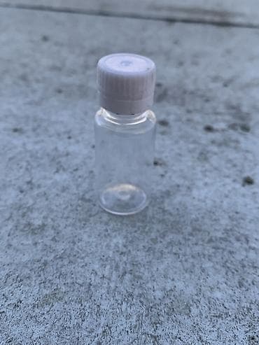Садовая мебель: Маленький прозрачный флакон с винтовой крышкой оптом цена 2.5с - — 1