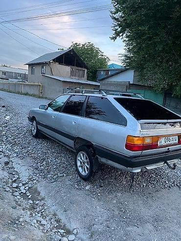 Audi 100: 1989 г., 2 л, Механика, Бензин, Универсал