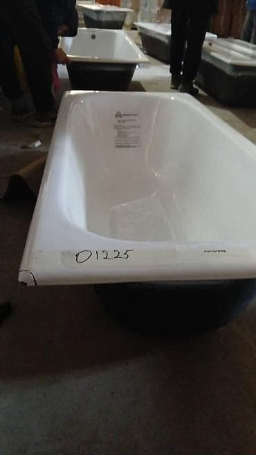 Ванны и комплектующие: Ванна, Прямоугольная, Материал: Чугун, Размер: 1700 x 600 см — 2