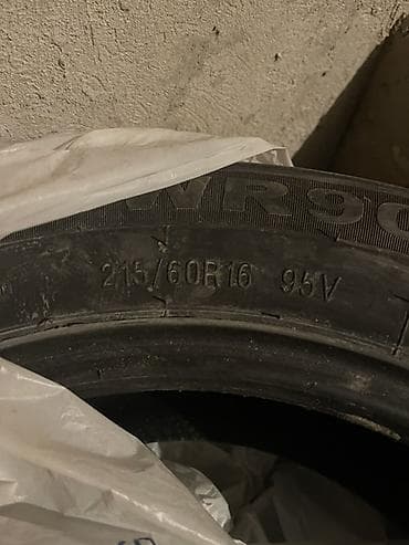 Комплект автомобильных шин 215/60 R16 95V. - Размер: 215/60 R16 -