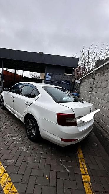 митсубиси спес стар: Skoda Octavia: 2014 г., 1.6 л, Механика, Бензин, Лифтбек — 3