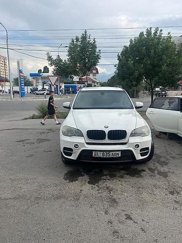 эстакады: BMW X5: 2011 г., 3 л, Автомат, Дизель, Кроссовер — 1