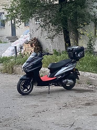 Срочно скутер сатылат акча керек болуп жатат баасы 35мин сом