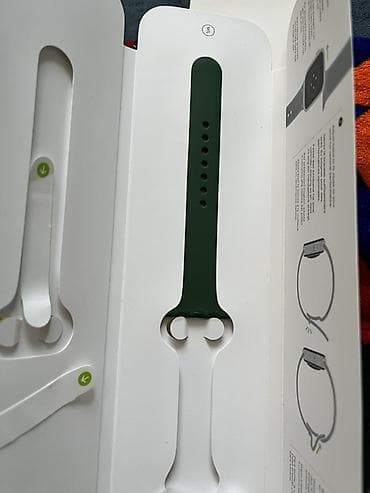 чехол на паспорт: Apple Watch 7серии 41мм. В компоекте коробка и зарядка. Состояние — 2