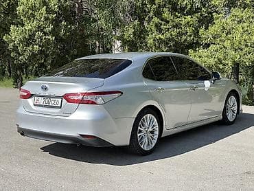 crown 2018: Toyota Camry: 2018 г., 2.5 л, Вариатор, Гибрид, Седан — 3