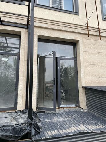 бокомбаева сдаю помещение: Продаю Офис 162 м², Без ремонта, Без мебели, Многоэтажное здание, 1 этаж — 16