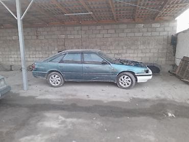 transporter multivan: Mazda 626: 1991 г., 0.2 л, Механика, Бензин, Хэтчбэк — 2