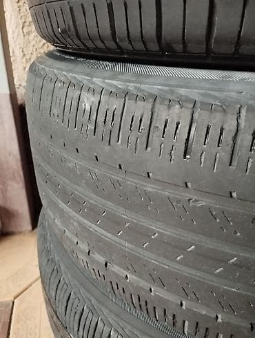 rex sprinter: Продаю разнопарые шины - Размер: 235/55 R19 - Индекс — 8