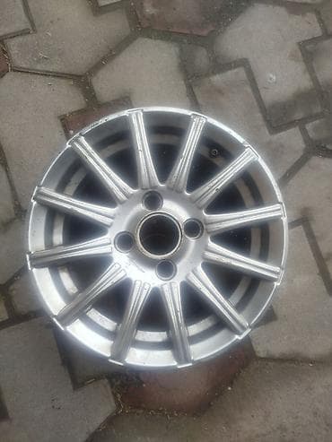 диски на шевролет: Диски R 13 Комплект, отверстий - 4, Б/у — 1