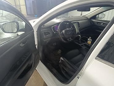 Продажа авто: Renault SM6: 2019 г., 2 л, Автомат, Газ, Седан — 5