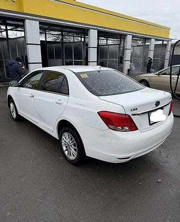 BYD: BYD E5: 2022 г., Электромобиль, Седан — 4