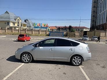 120 prado: Toyota Prius: 2006 г., 1.5 л, Гибрид, Хэтчбэк — 4
