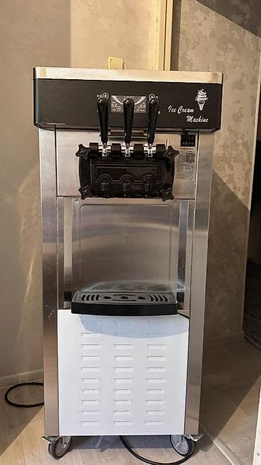коктейлный апарат: Профессиональный аппарат для мягкого мороженого (Ice Cream Machine) - — 4