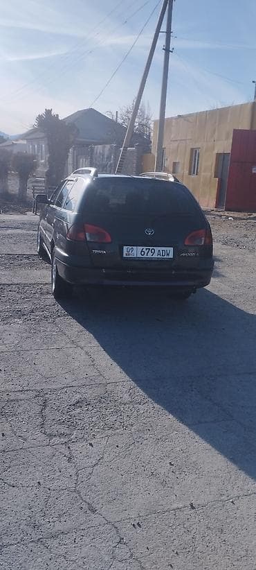 для такси авто: Toyota Avensis: 1999 г., 2 л, Ручные, Бензин, Универсал — 2