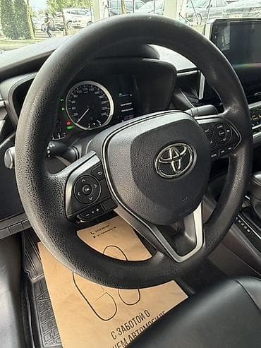 карол: Toyota Corolla: 2019 г., 1.8 л, Вариатор, Гибрид, Седан — 7