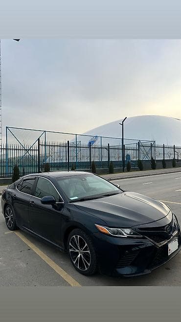 Сдаю Toyota Camry, Посуточно, Без водителя, | Водительские права, От 18 лет