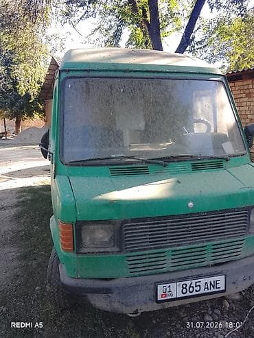 faw jiefang: Mercedes-Benz T1: 1987 г., Механика, Дизель, Бус — 2