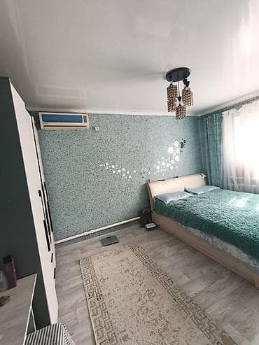 санузла: СРОЧНО ПРОДАЁТСЯ КИРПИЧНЫЙ ДОМ В БИШКЕКЕ! 📍 Район: рынок Баят / Азиз 🌳 — 7