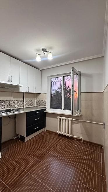 3 комнаты, 58 м², 104 серия, 4 этаж, Косметический ремонт — 9