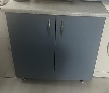 Кухонные шкафы: Кухонные шкафы, комплект из двух модулей: - Напольный шкаф с двумя — 1