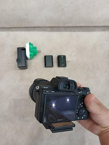 sony fx3: Фото‑комплект Sony Alpha a7 III с объективом и аксессуарами. В — 3