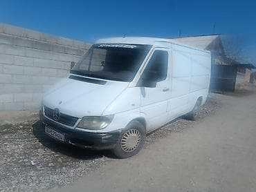 Легкий грузовик, Mercedes-Benz