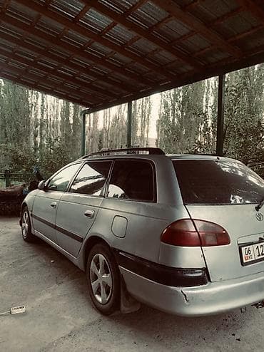 Toyota Avensis: 2002 г., 2 л, Механика, Дизель, Универсал — 2