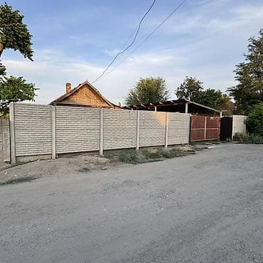 пр чуй: Продаётся жилой дом с участком. Характеристики дома: саманный дом — 3