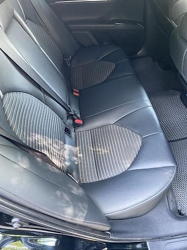 продаю таета: Toyota Camry: 2019 г., 2.5 л, Автомат, Бензин, Седан — 2