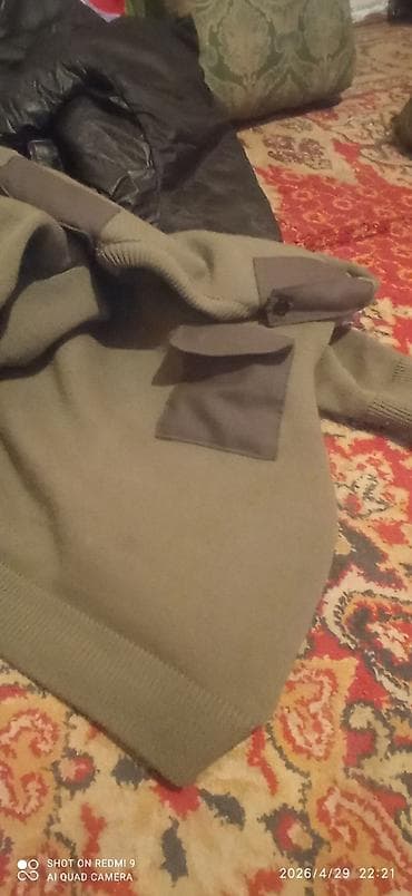 ссср одежда: Свитер/джемпер защитного оливкового цвета с накладными элементами. - — 1