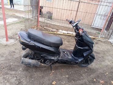 кофры для мотоцикла: Скутер/мопед (черный), класс 50–150 см³ Описание: - Кузов в — 4