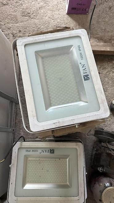 Прожекторы: Светодиодные прожекторы FAN, 100 Вт, IP65. - Тип: LED-прожектор. - — 2