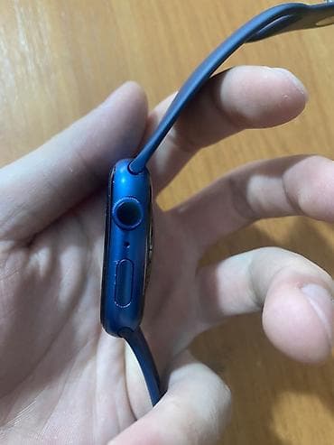 Смарт-часы: Продаю часы Apple watch 7 series, 45 mm, акб 88%, состояние отличное — 2