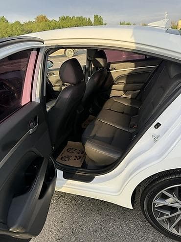 краун 2019: Hyundai Avante: 2019 г., 1.6 л, Автомат, Бензин, Седан — 9