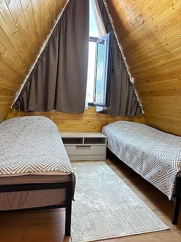 рамы на лоджии: Коттедж, ЭЛЕС ЦО Baytur Resort & Spa, Чолпон-Ата, Парковка, стоянка, Охраняемая территория, Барбекю — 10