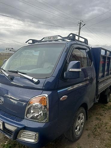 Транспорт: Жеңил жүк ташуучу унаа, Hyundai, Стандарт, 3 т — 3