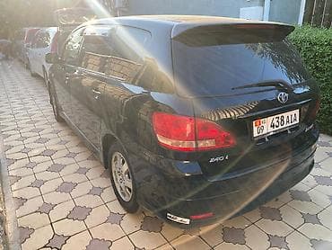 салон гольф 4: Toyota Ipsum: 2003 г., 2.4 л, Автомат, Бензин, Минивэн — 4