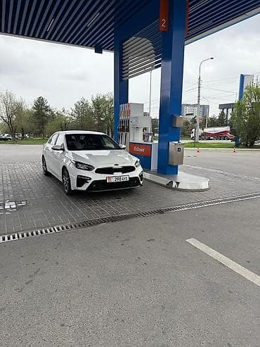 l9 pro: Kia Cerato: 2019 г., Бензин, Седан — 2