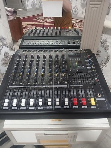 se electronics: Профессиональный звуковой комплект для мероприятий Состав: - Две — 4