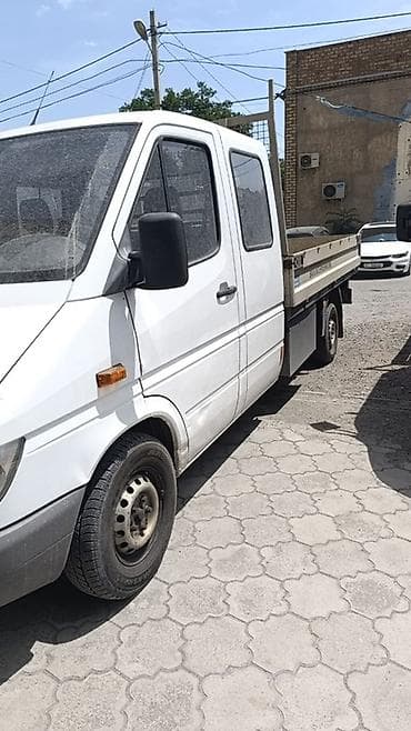 sprinter 906: Mercedes-Benz Sprinter CDI, 313 бортовой грузовик с двойной — 2