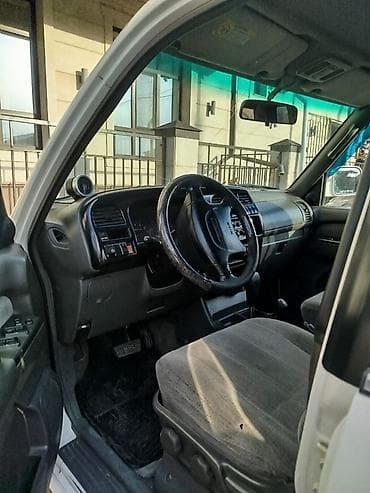 Транспорт: Isuzu Trooper: 1999 г., Автомат, Газ, Внедорожник — 5