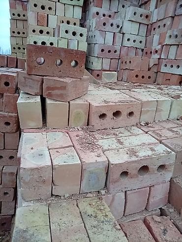 Сейфы: Доставка кирпич по городу и за городом — 3