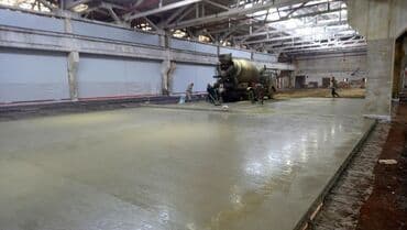 заливка пола: Стяжка Бесплатная консультация, Гарантия Больше 6 лет опыта — 12