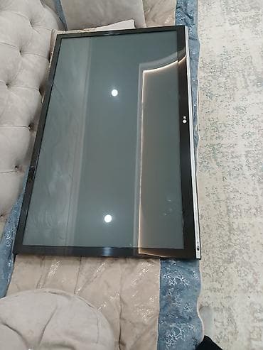 samsung 20s: Телевизор LG, диагональ около 42–47 дюймов (ориентировочно) — 2