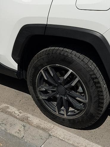 bridgestone blizzak: Toyota RAV4: 2019 г., Автомат, Гибрид, Кроссовер — 6