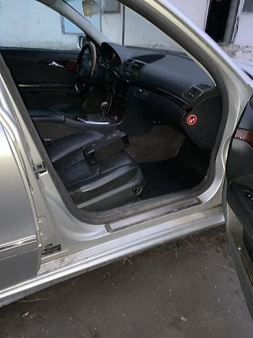 команд w211: Mercedes-Benz E-Class: 2003 г., 3.2 л, Автомат, Бензин, Седан — 10
